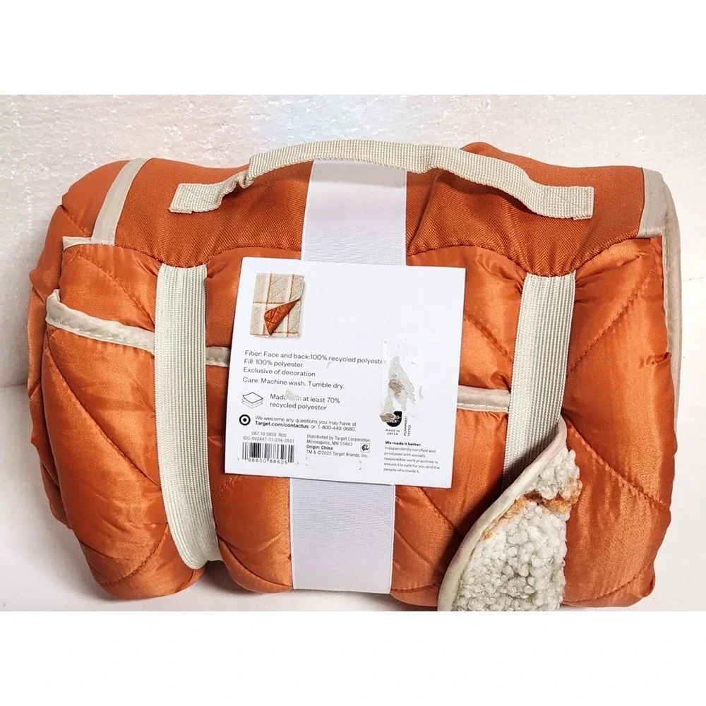 Room Essentials Take Anywhere Throw Orange Plaid Sherpa Picnic Blanket 50x70
